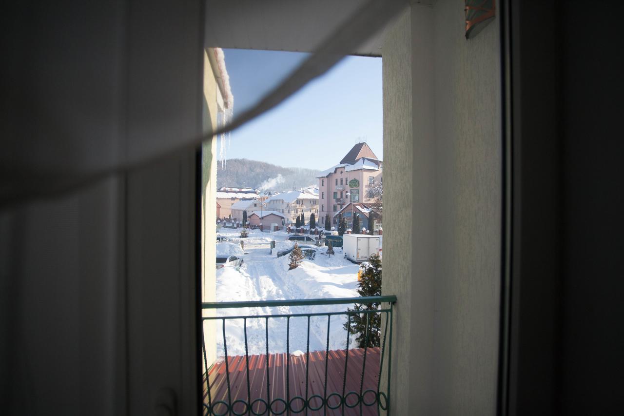 Smerichka Hotel Polyana  Eksteriør billede