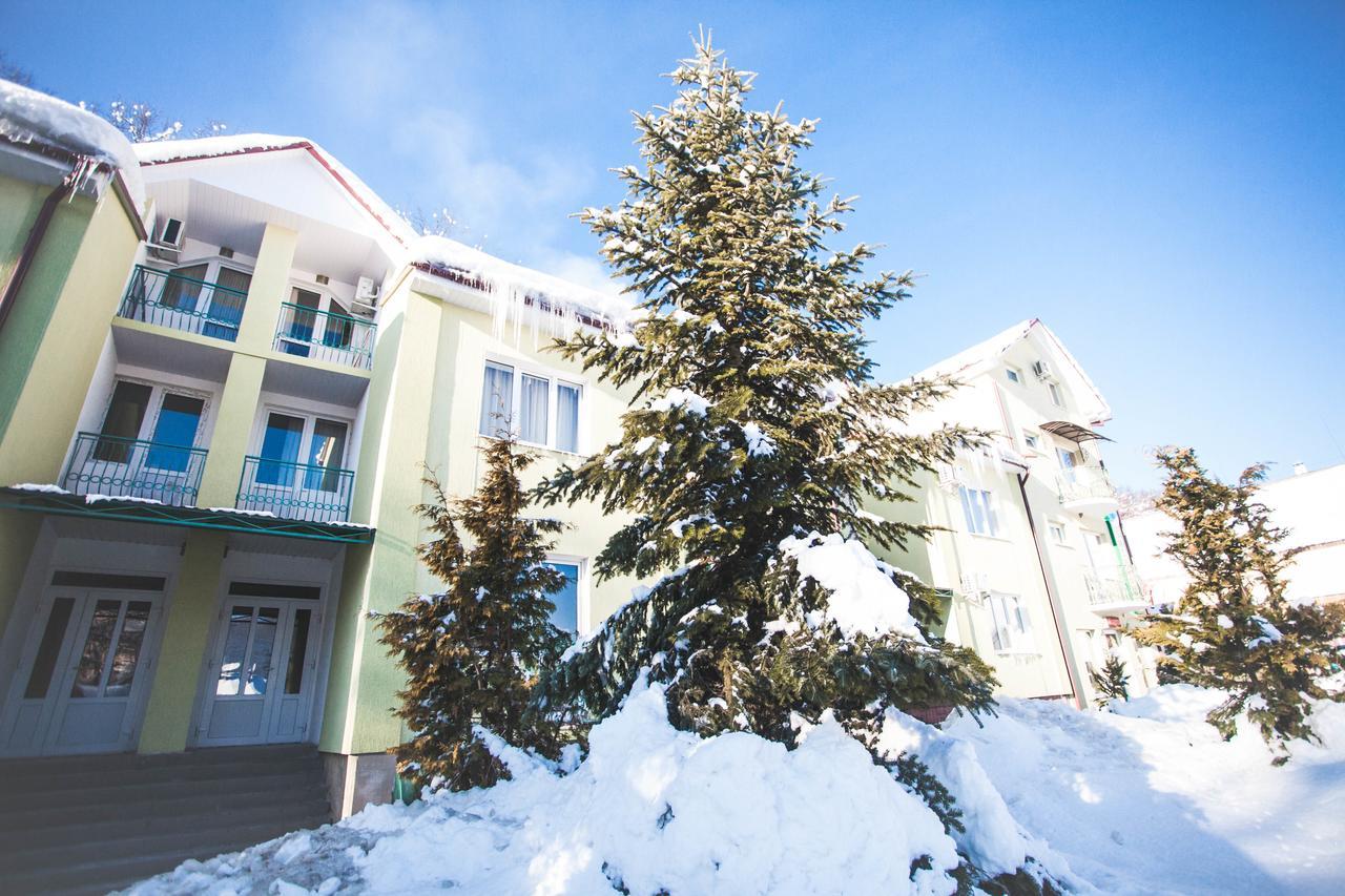 Smerichka Hotel Polyana  Eksteriør billede